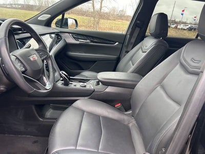 2023 Cadillac XT6 Premium Luxury