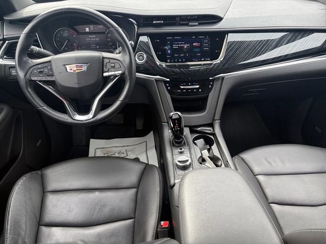 2023 Cadillac XT6 Premium Luxury