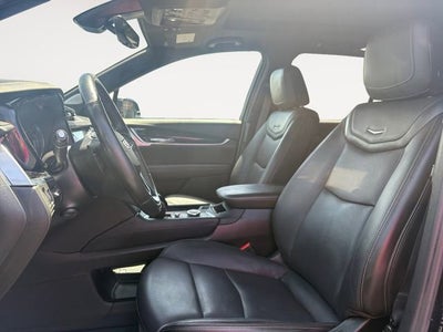 2023 Cadillac XT6 Premium Luxury