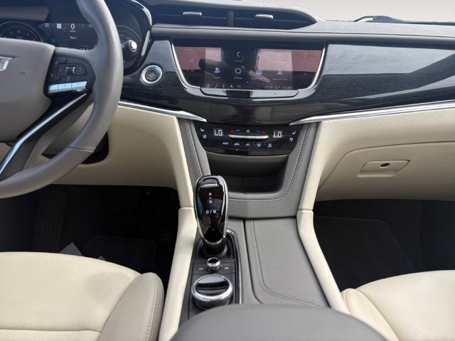 2023 Cadillac XT6 AWD Premium Luxury