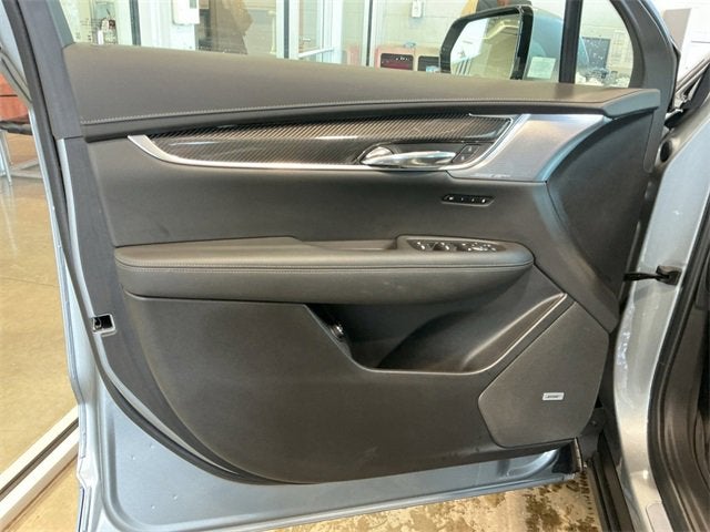 2025 Cadillac XT6 Sport