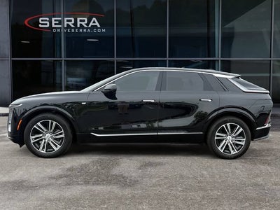 2024 Cadillac LYRIQ Luxury 1