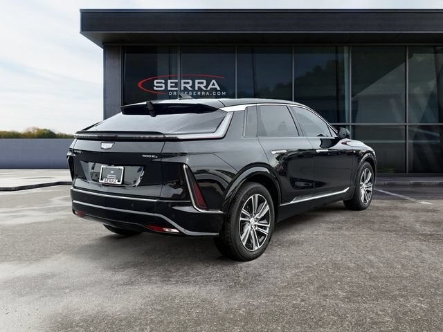 2024 Cadillac LYRIQ Luxury 1