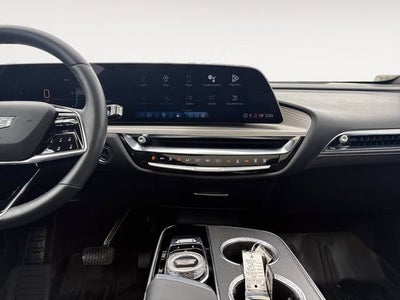 2024 Cadillac LYRIQ Luxury 1