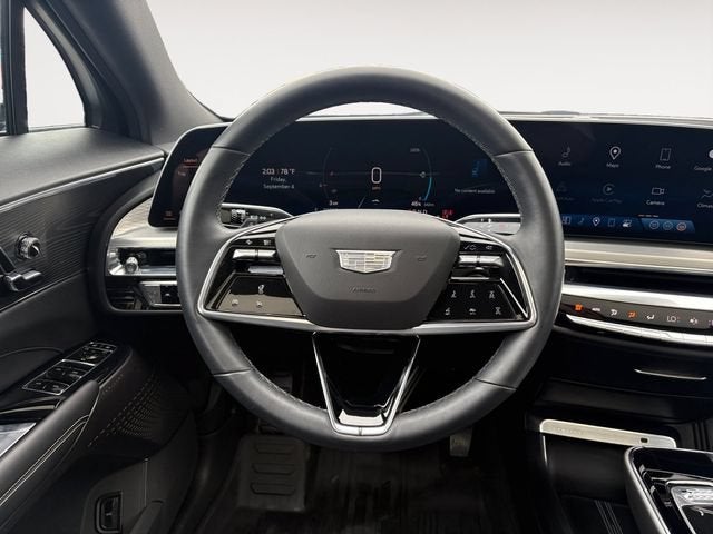 2024 Cadillac LYRIQ Luxury 1