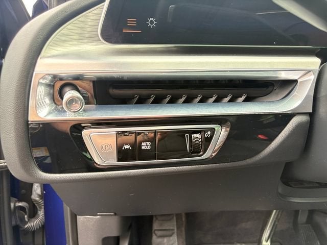 2024 Cadillac LYRIQ Luxury 1