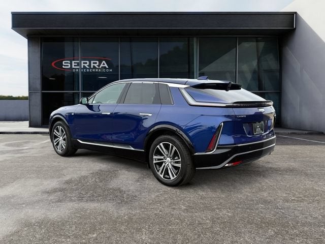 2024 Cadillac LYRIQ Luxury 1