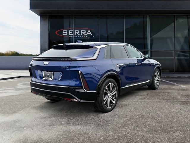 2024 Cadillac LYRIQ Luxury 1