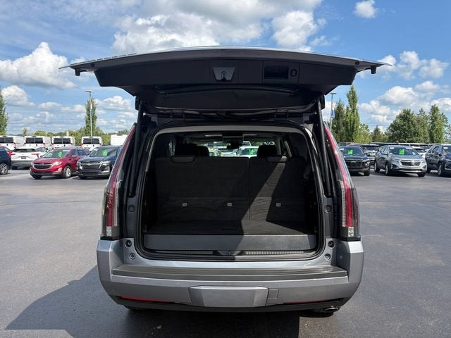 2020 Cadillac Escalade Luxury
