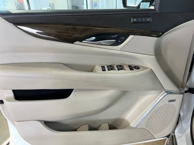 2018 Cadillac Escalade Luxury