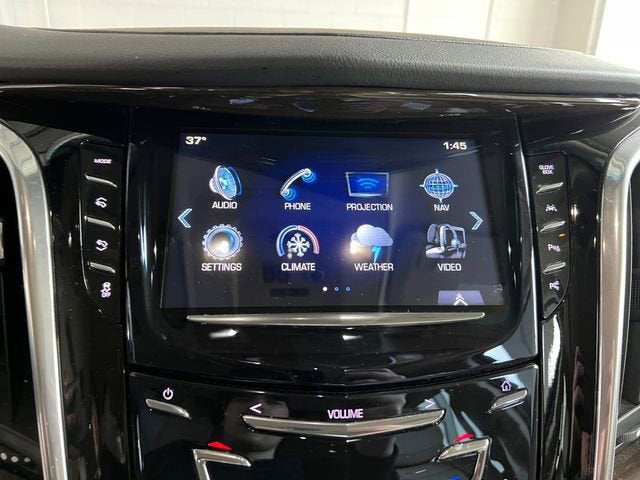 2018 Cadillac Escalade Luxury