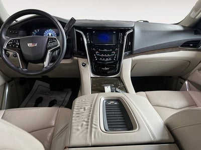 2018 Cadillac Escalade Luxury