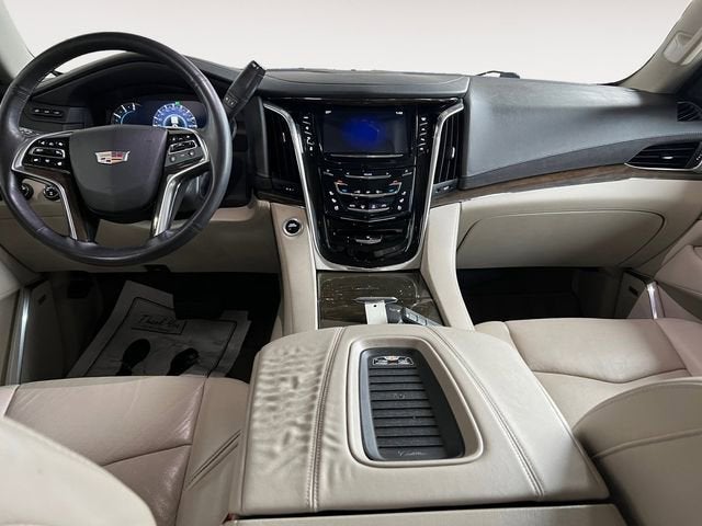 2018 Cadillac Escalade Luxury