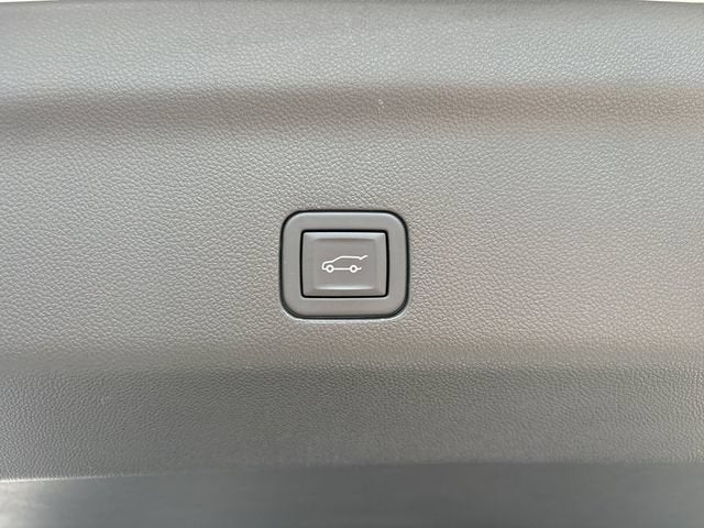 2023 Cadillac Escalade 4WD Sport Platinum