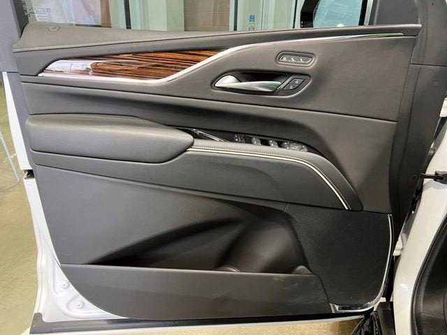 2023 Cadillac Escalade ESV Premium Luxury