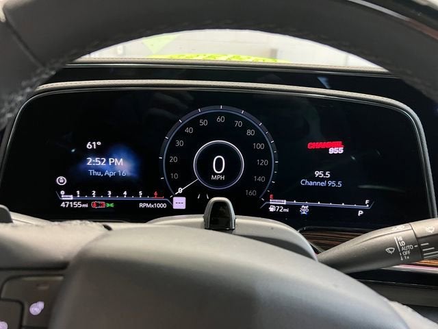 2023 Cadillac Escalade ESV Premium Luxury