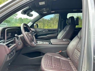 2022 Cadillac Escalade ESV Premium Luxury Platinum