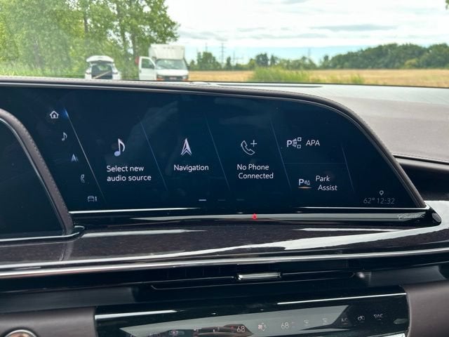 2022 Cadillac Escalade ESV Premium Luxury Platinum