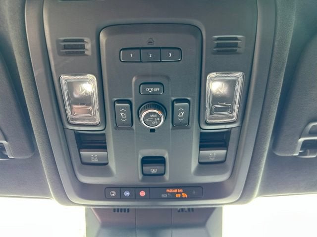 2022 Cadillac Escalade ESV Premium Luxury Platinum