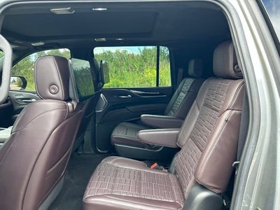 2022 Cadillac Escalade ESV Premium Luxury Platinum