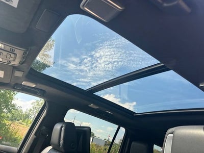 2024 Cadillac Escalade ESV Sport Platinum