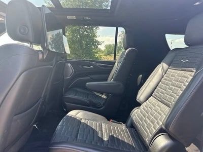2024 Cadillac Escalade ESV Sport Platinum