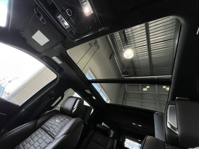 2023 Cadillac Escalade ESV Sport Platinum