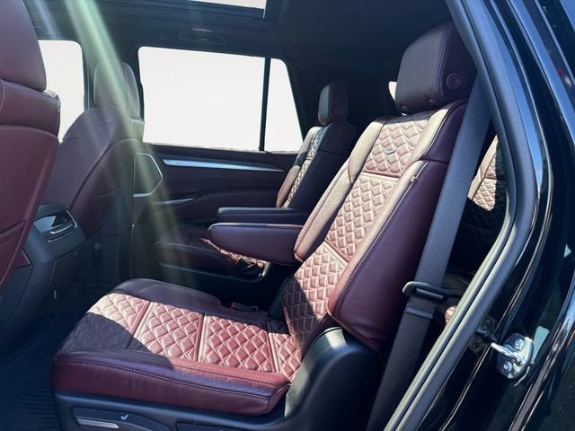 2025 Cadillac Escalade Sport