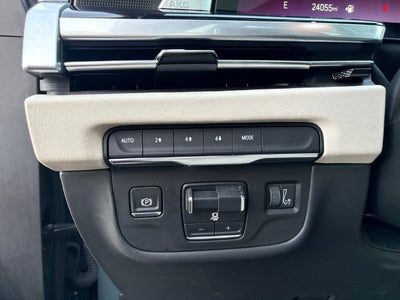 2025 Cadillac Escalade ESV Sport