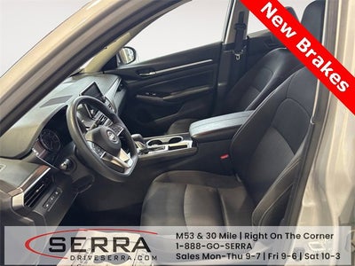 2023 Nissan Altima 2.5 SV