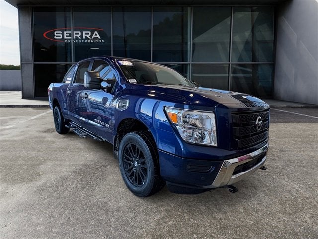 2022 Nissan Titan XD SV