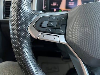 2022 Volkswagen Atlas Cross Sport 3.6L V6 SEL Premium R-Line