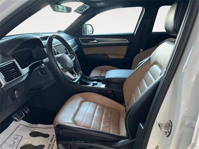 2022 Volkswagen Atlas Cross Sport 3.6L V6 SEL Premium R-Line