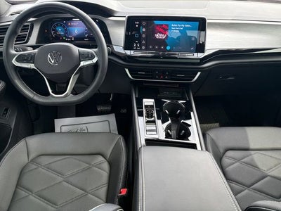 2024 Volkswagen Atlas Cross Sport 2.0T SE w/Technology