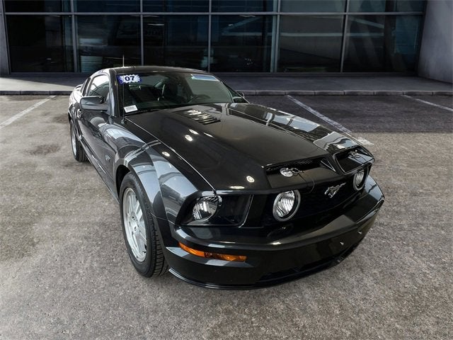 2007 Ford Mustang GT Deluxe