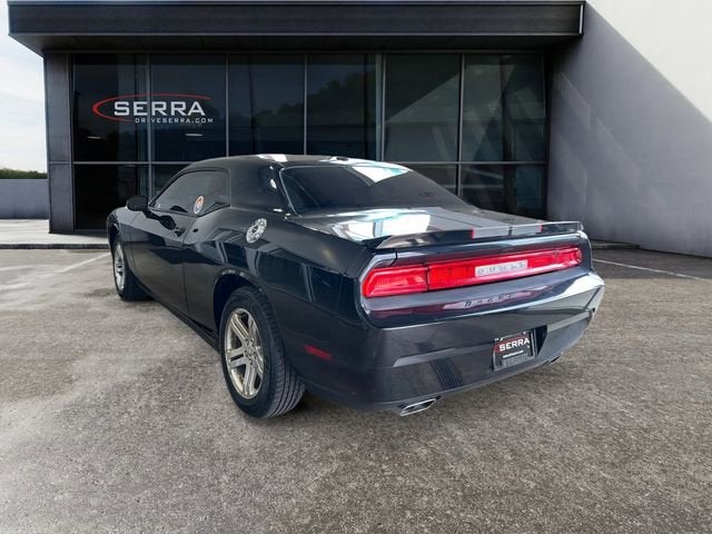 2011 Dodge Challenger Base