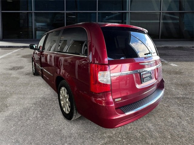 2015 Chrysler Town & Country Touring