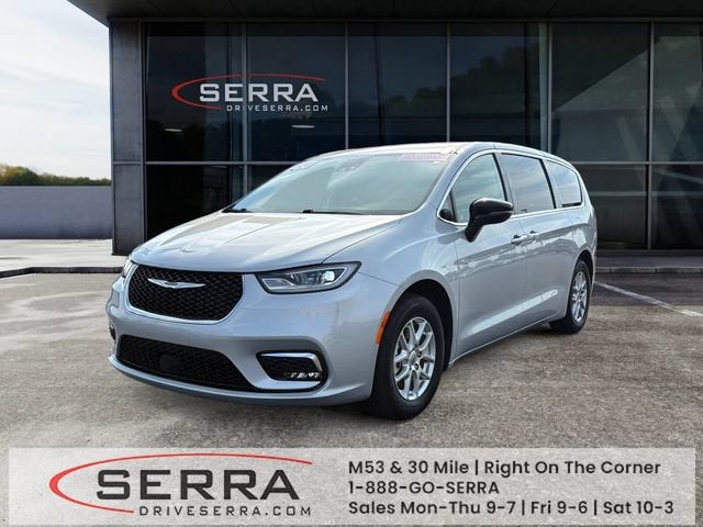 2024 Chrysler Pacifica Touring L