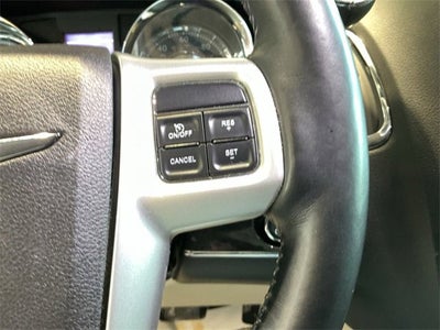 2015 Chrysler Town & Country Touring