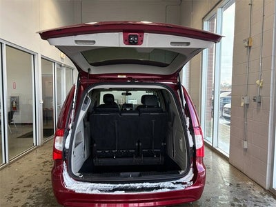 2012 Chrysler Town & Country Touring