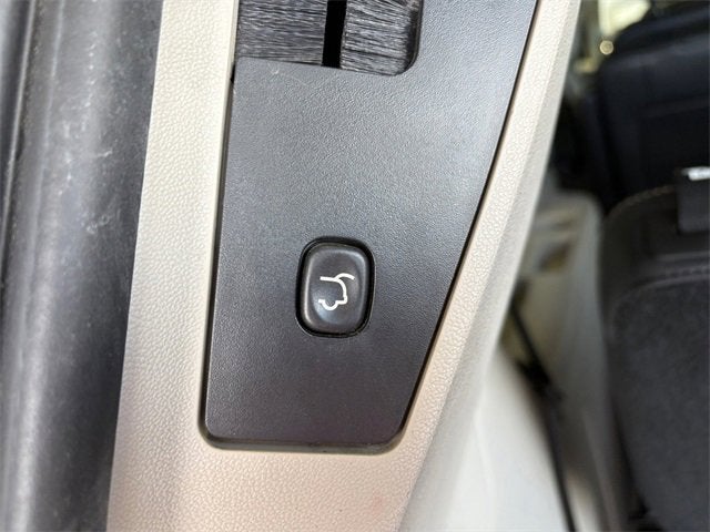 2012 Chrysler Town & Country Touring