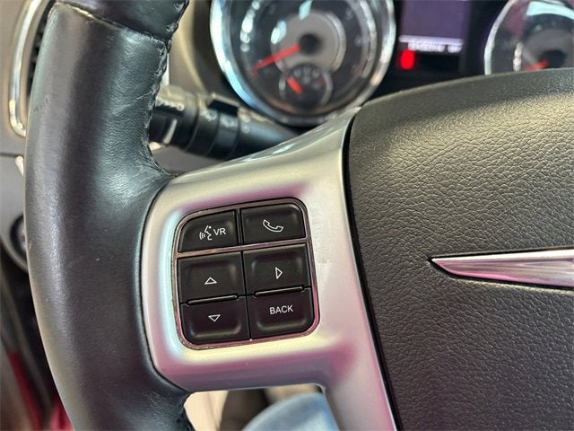 2012 Chrysler Town & Country Touring