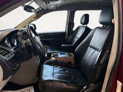 2012 Chrysler Town & Country Touring