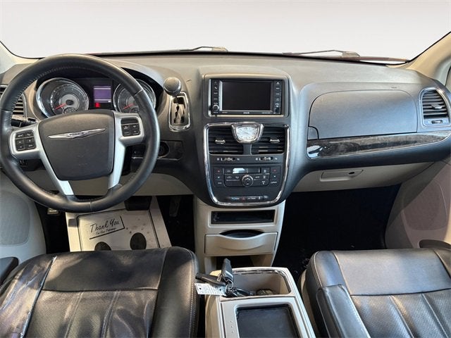 2012 Chrysler Town & Country Touring