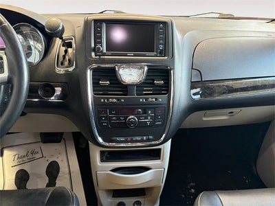 2012 Chrysler Town & Country Touring