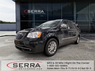 2015 Chrysler Town &amp; Country Touring-L