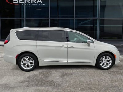 2020 Chrysler Pacifica Limited