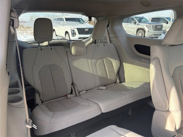 2018 Chrysler Pacifica Hybrid Touring Plus