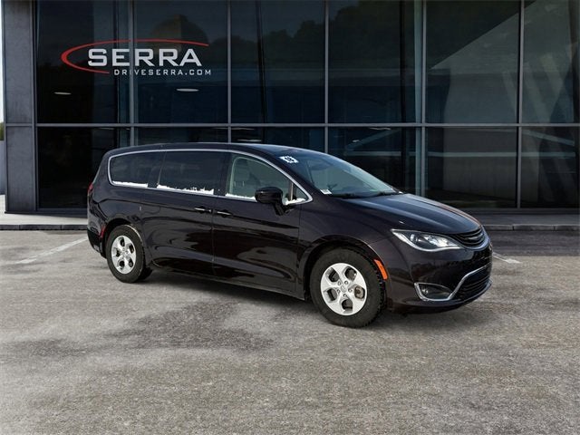 2018 Chrysler Pacifica Hybrid Touring Plus