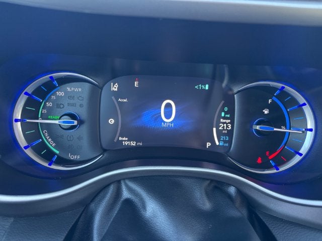 2023 Chrysler Pacifica Hybrid Touring L